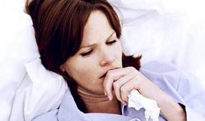 Кашель с кровью при простуде: причины появления и осложнения