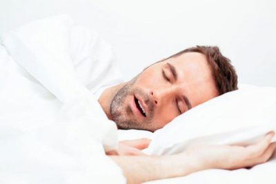 Апноэ: временная остановка дыхания во сне и необходимое лечение