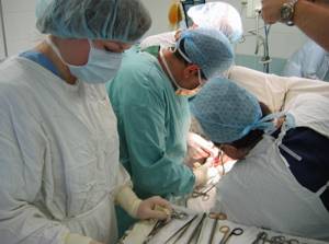 Что входит в компетенцию хирурга и какие операции проводит врач