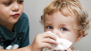 Как быстро избавиться от кашля у ребенка в домашних условиях