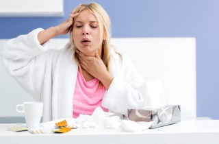 Горловой кашель: почему возникает и как нужно лечить симптом