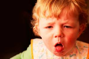 Какие бывают эффективные подавляющие кашель препараты для детей