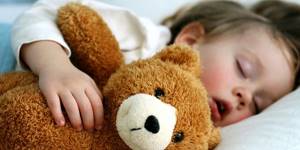 Ребенок храпит во сне: что может вызывать подобное явление