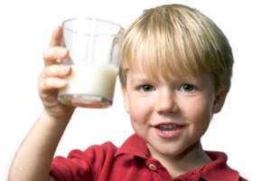 Молоко с луком от кашля: эффективный рецепт народной медицины