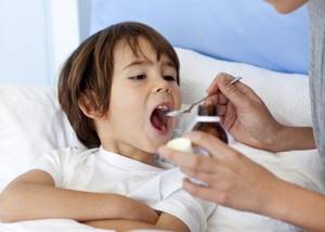 Сухой раздирающий кашель: причины симптома и его лечение