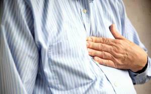 При кашле возникают выраженные боли в желудке: причины и лечение