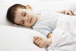 Ночное апноэ у детей: что это такое и как лечить патологию