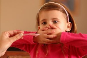 Кашель и хрипы у ребенка: о чем говорят симптомы и как их лечить