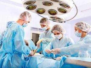 Какие виды операций входят в компетенцию пластического хирурга