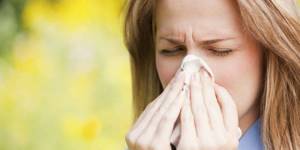 Как самостоятельно отличить аллергический кашель от простудного